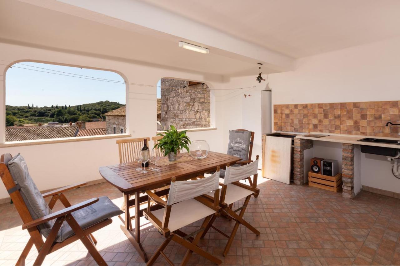Luxury 3 Bedroom Apartment