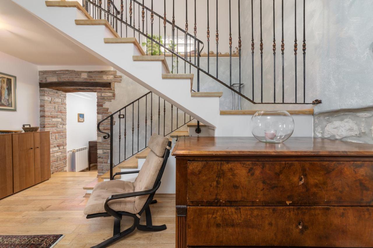 Luxury 3 Bedroom Apartment *